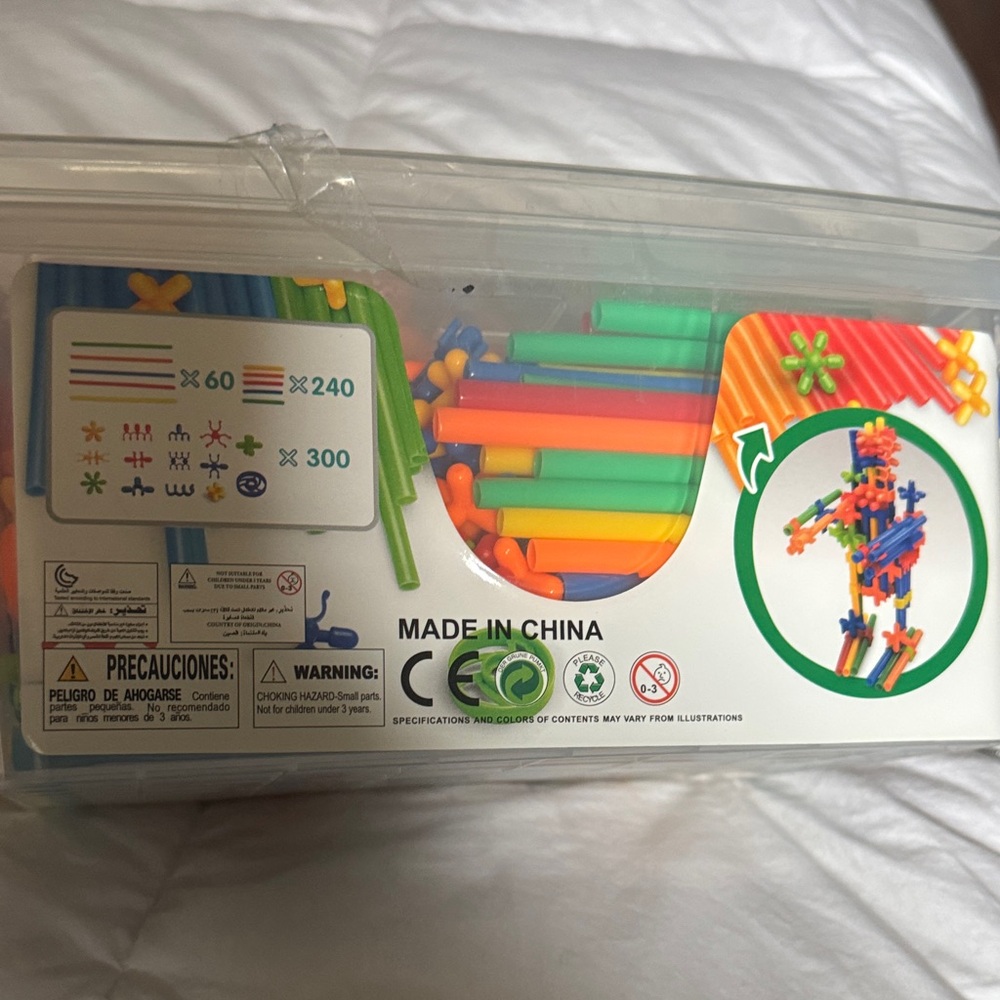600-Piece Straw Building Set - Multicolor - Picture 5 of 7